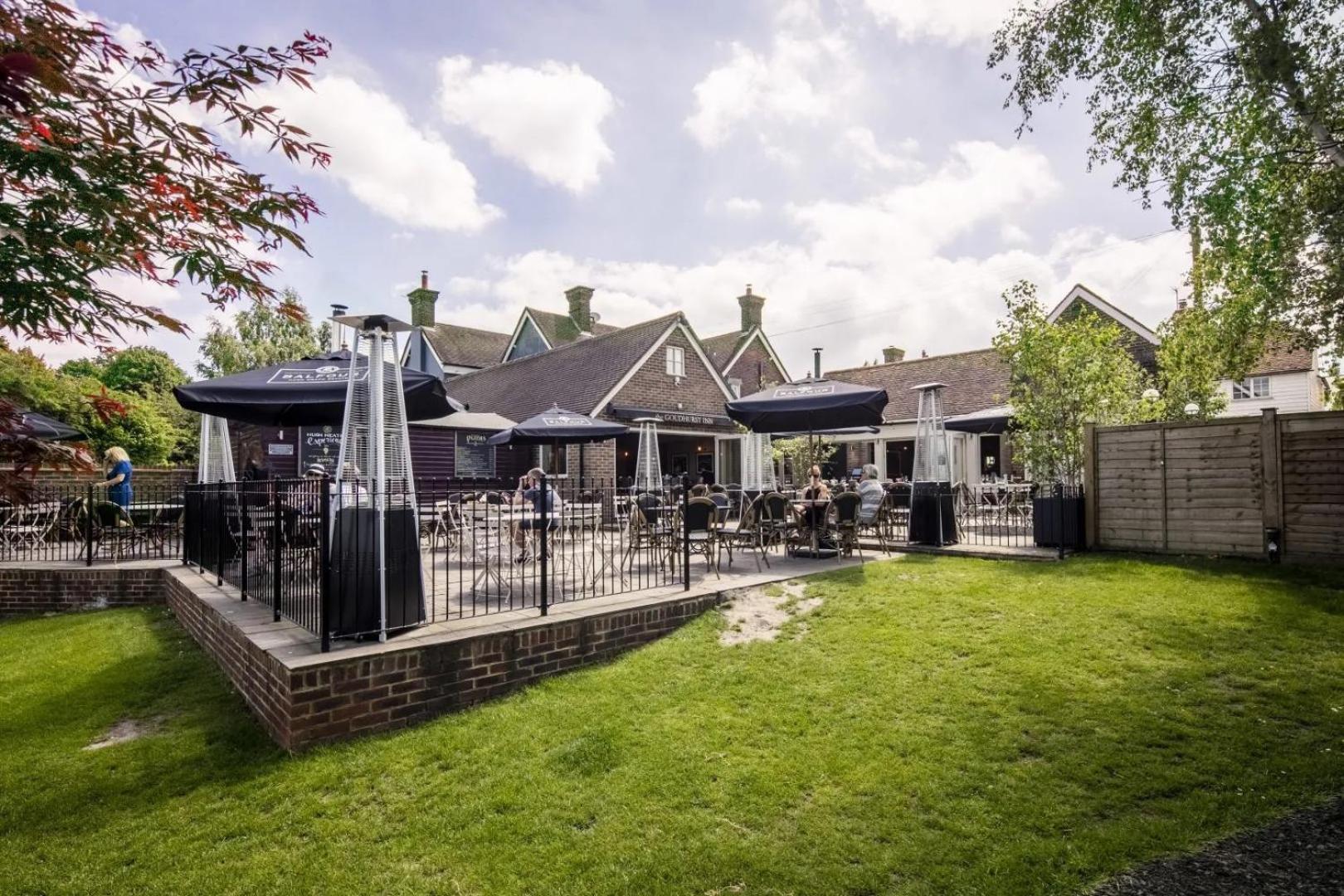 The Goudhurst Inn Exterior foto